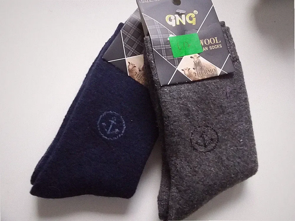 2 PAAR Herren Angora Socken Wollsocken + + + Größe 39-42/ 43-46 + Nr. 616-619