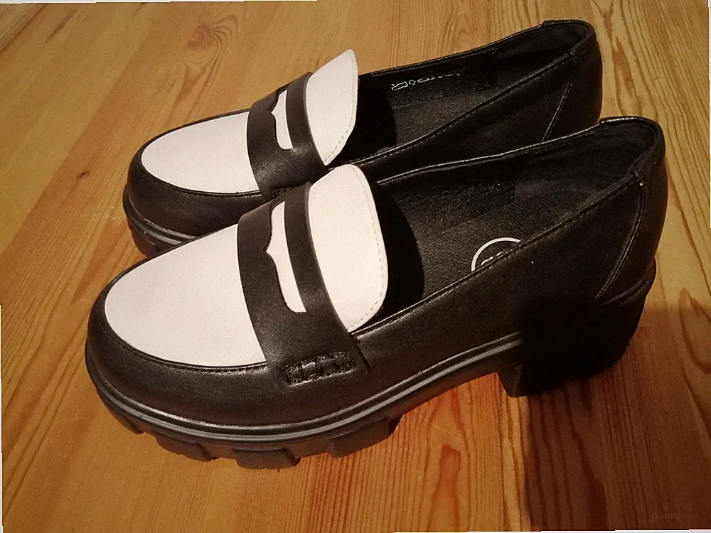24 Colours Damen Schuhe Halbschuhe Gr. 36 Slipper Leder Loafer schwarz weiß