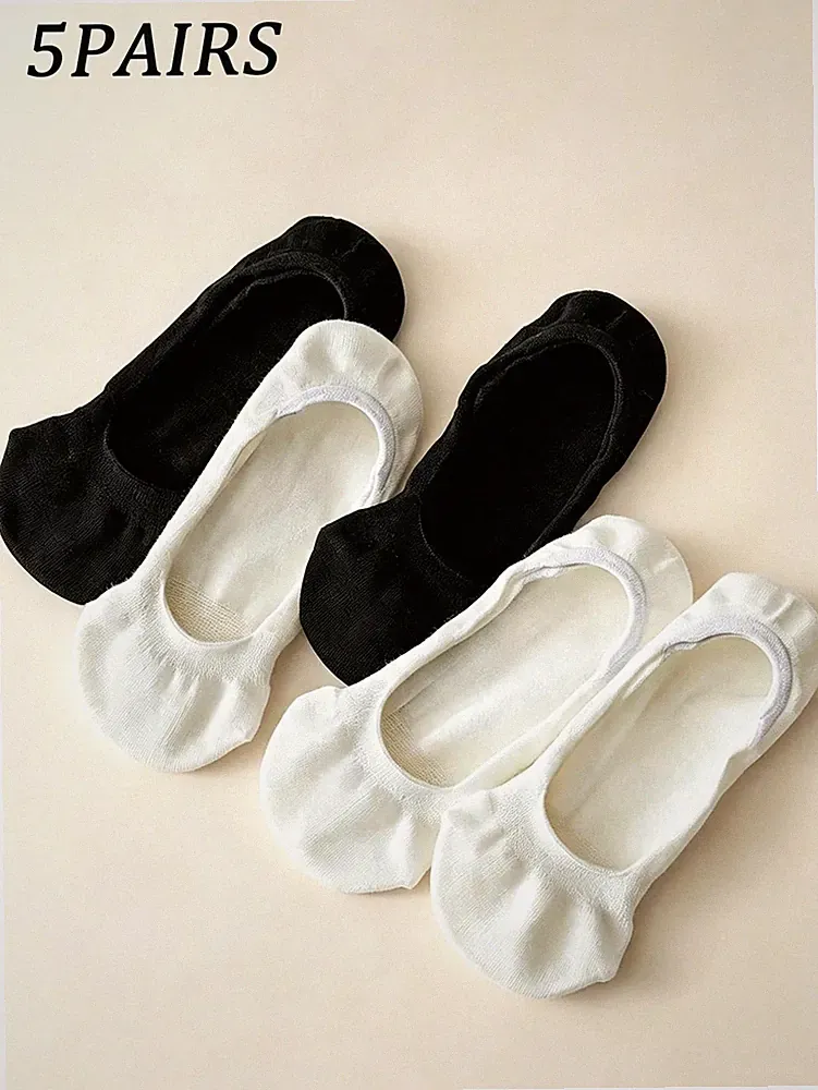 5 Paar Damen minimalistische einfarbige unsichtbare Loafer Socken in Schwarz und