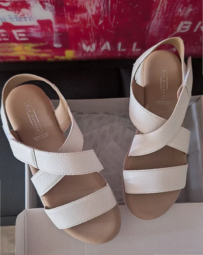 5th avenue Damen Leder Sandale Off-White 38 Sohle Schuhe Plateau