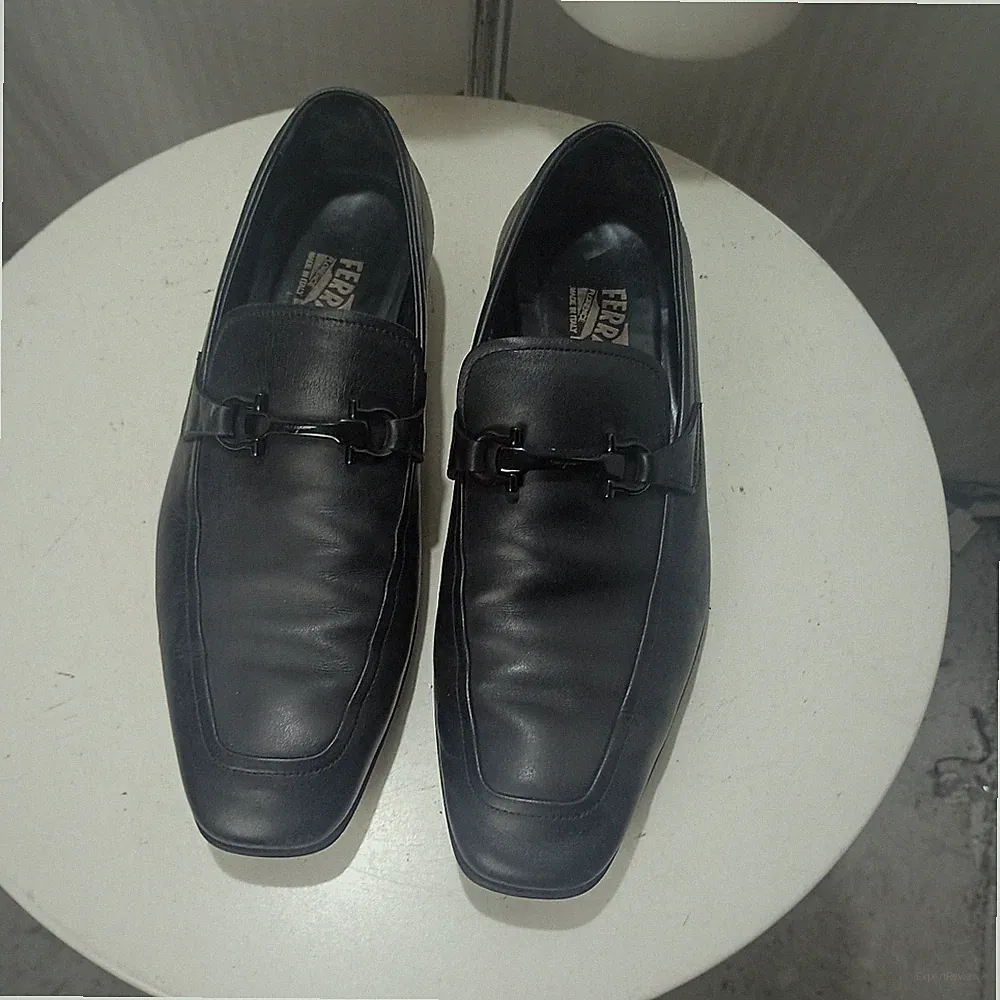 Artikel e7084 Salvatore Ferragamo Herren Halbschuhe Leder Größe 9,5 entspricht