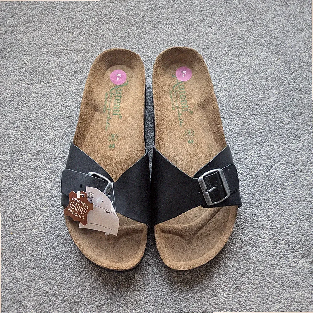 Autenti Herren Leder Sandalen Brandneu mit Etikett UK 9 EU 43 Schwarz Einzelriemen Kork Pantoletten