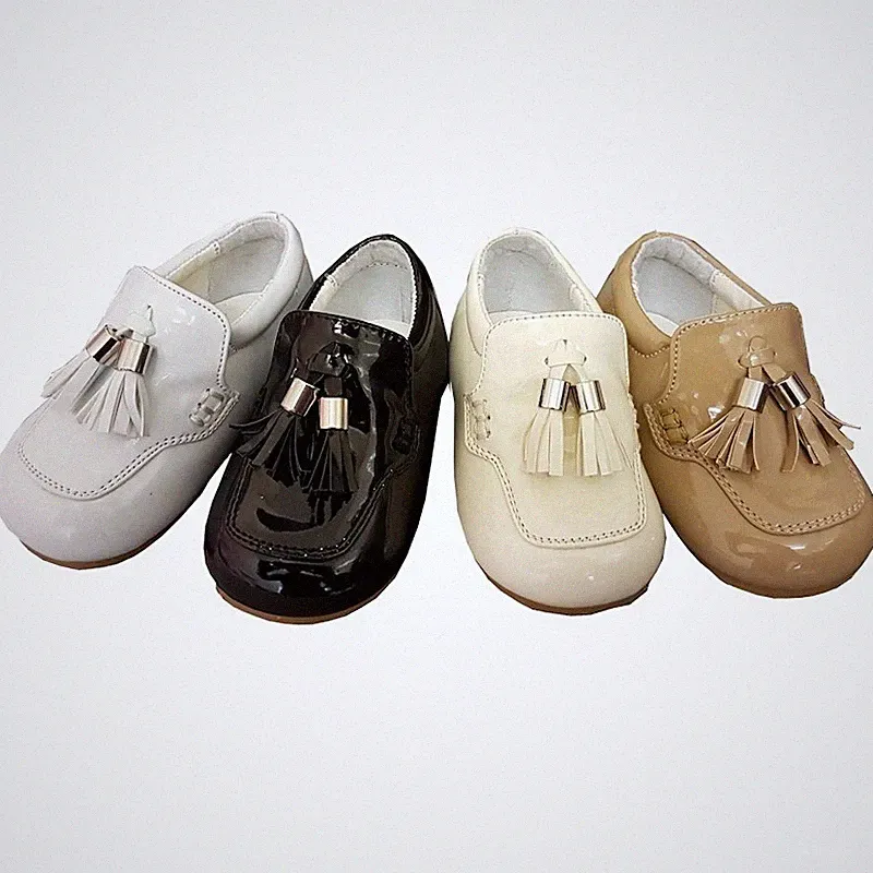 BABY JUNGEN ELEGANTE SCHUHE SMART LACK PAGE BOY HOCHZEIT ANLASS SPANISCHE HALBSCHUHE
