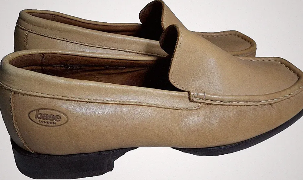 Base London beige Leder Halbschuhe UK Größe 6,5