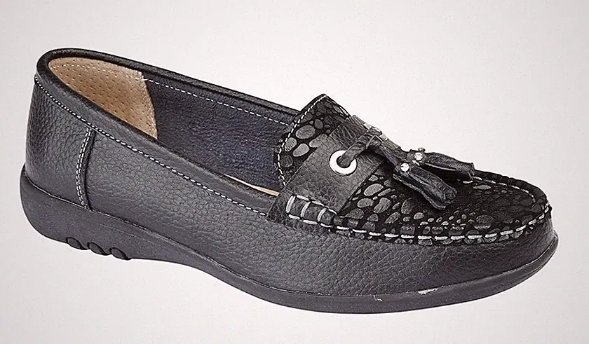 Boulevard Damen Echtleder Extra Weite Quaste Slipper Mokassin Schuhe Halbschuhe