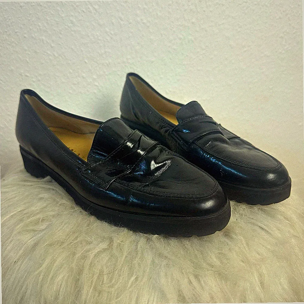 Brunate Damen Slipper Loafer Slip-On Leder Schwarz EU 38 glänzende Akzente