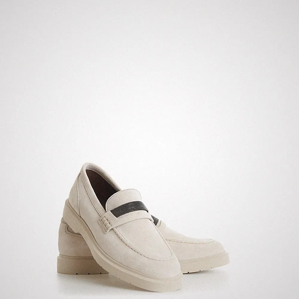 BRUNELLO CUCINELLI 995 $ Penny Loafer – glänzende Wildlederschuhe mit Monili-...