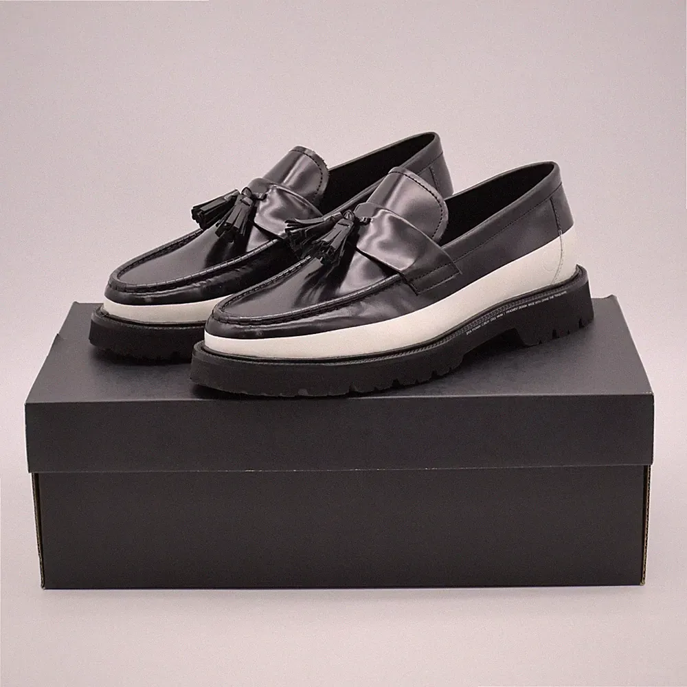 C38634 Fragment COLE HAAN American Classics Tassel Loafer Schwarz Weiß (Herren)
