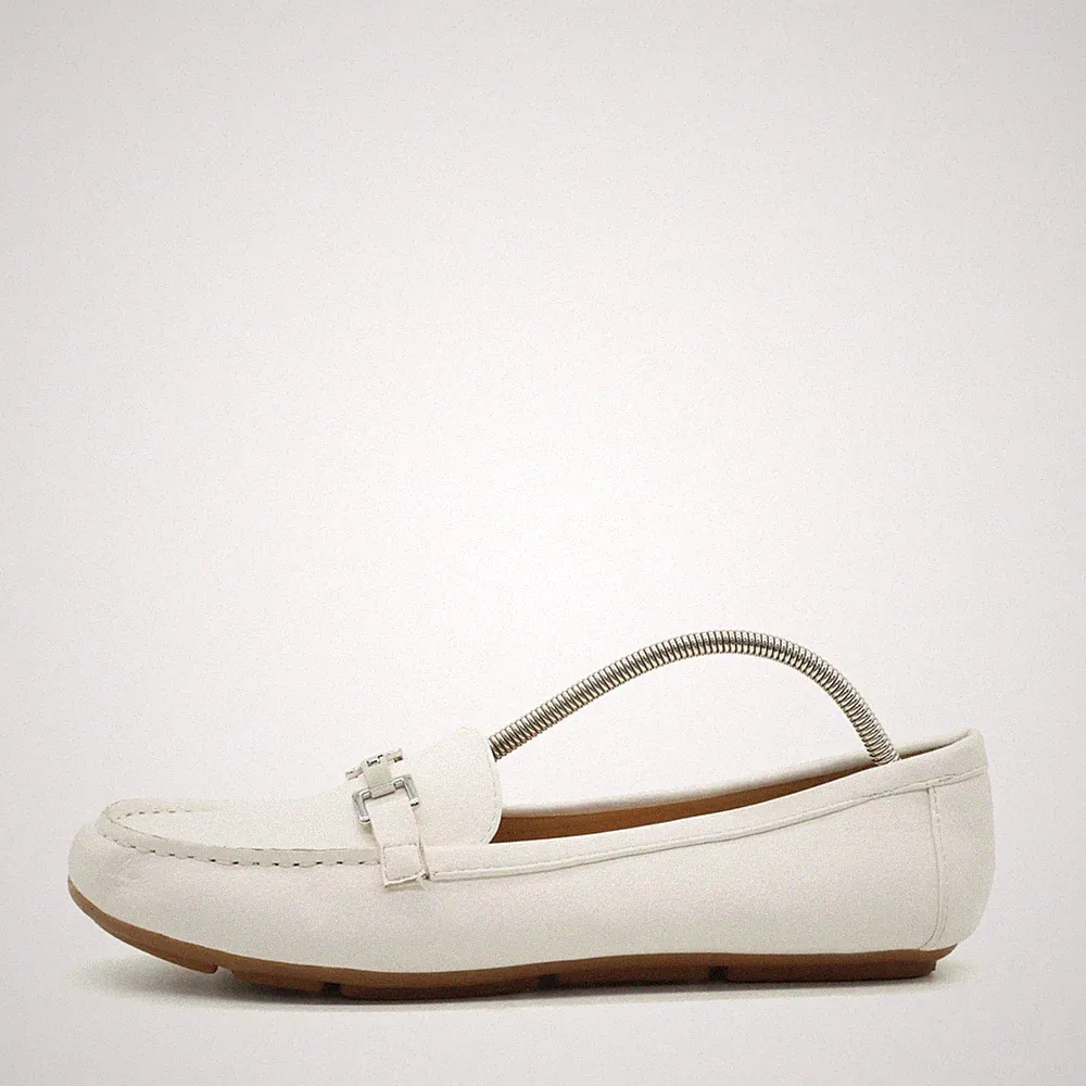 Calvin Klein Damen loafer EU 39 klassischer metall-detail weiß