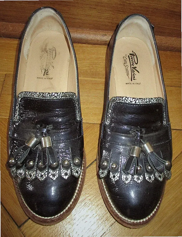 Carl Scarpa Halbschuhe dunkelblau Lackleder silberner Besatz 4,5 37