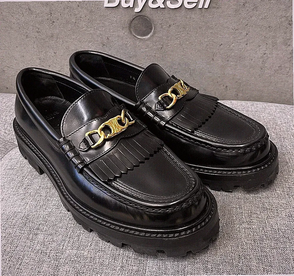 Celine Triomphe Chain Marguerite Loafer Black 344893602C 37.5 148410523 [U]