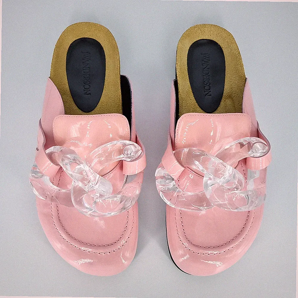 Chain Loafer Leder Mules in Pink Lack, JW Anderson. Neu in Größe 40.