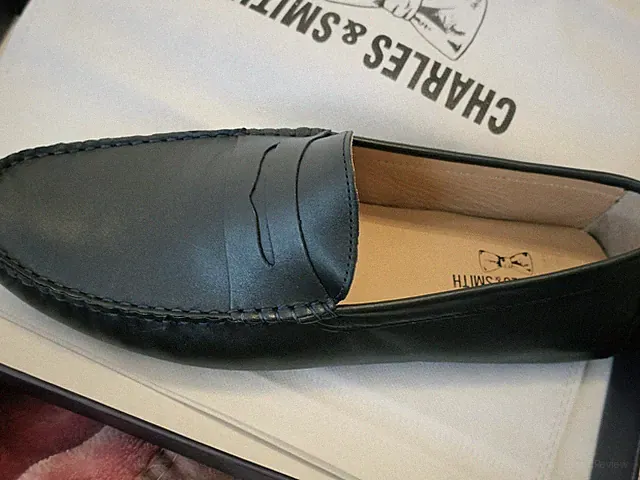 Charles & Smith Echtleder Mokassins / Loafer – Gr. 43 Neu in OVP!