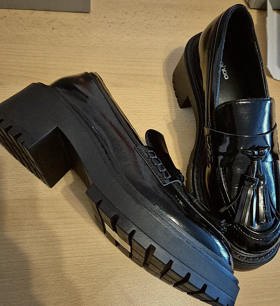 Chunky Tassel Loafer von Boohoo – Schwarz Lack – Plateau-Mokassins - 38