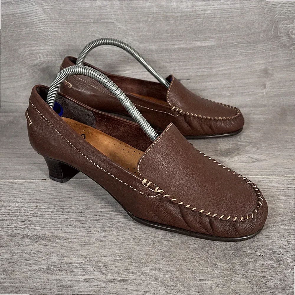 Clark’s Damenschuhe braun UK-Größe 7,5 Fußhandschuh Leder Pfennigabsatz Loafer