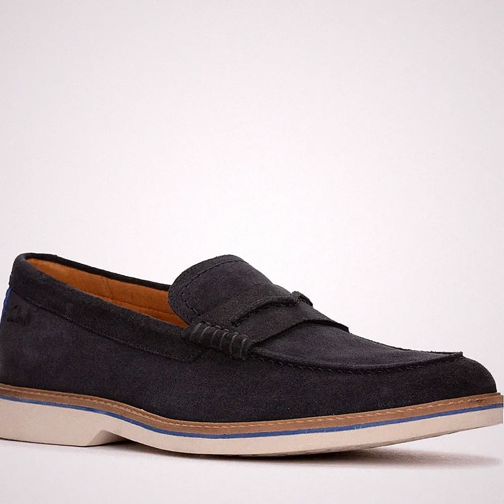 Clarks Atticus LT Herren Blaue Wildleder Loafer Elegant CL26172441