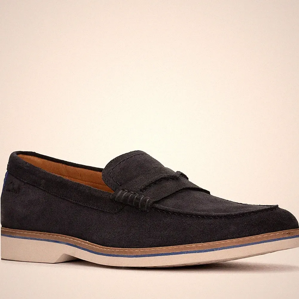 Clarks Atticus LT Herren Blaue Wildleder Loafer Elegant CL26172441