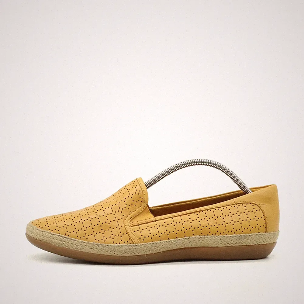 Clarks Damen Slipper EU 39,5 B0971484 Gelb Leder Niedrig Freizeit Loafer