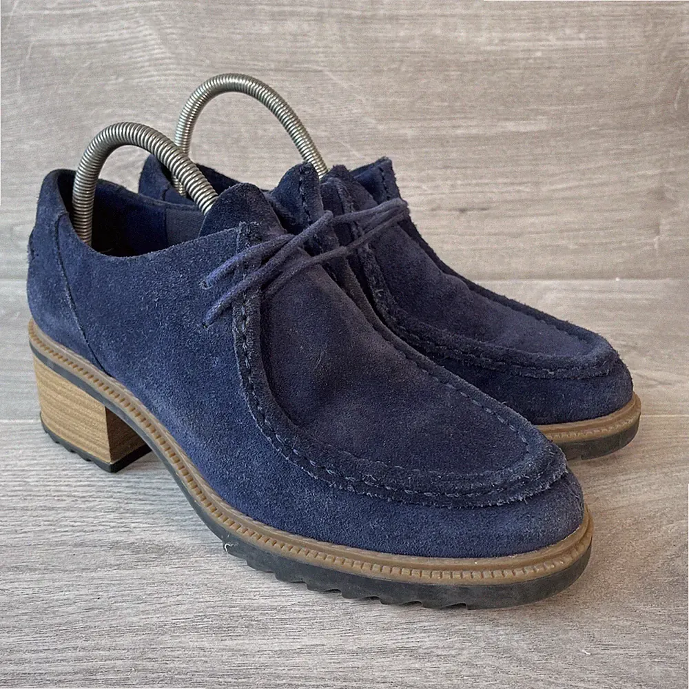 Clarks Damenschuhe dunkelblau UK-Größe 4,5 D klobige Wildleder-Absätze Balmer Willow