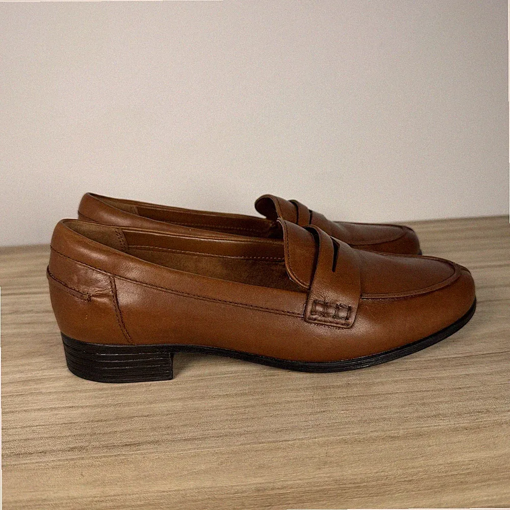 Clarks Damenschuhe UK 4 E Halbschuhe braun Leder Slipper weite Passform