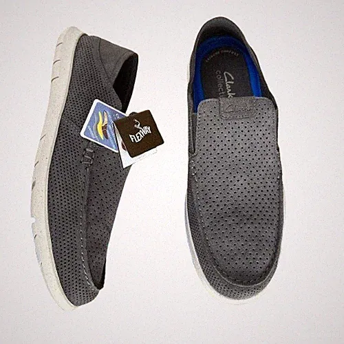 Clarks Flache Schuhe