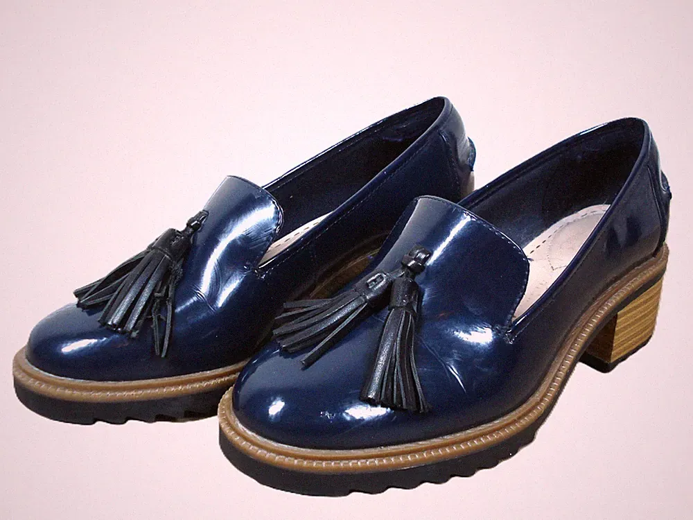 Clarks Halbschuhe Schuhe Damen UK4 EU36,5 Navy Lack Slipper Chunky Heels Arbeit sehr guter Zustand