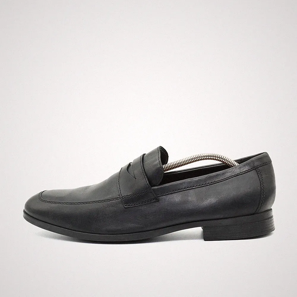 Clarks Herren 261364317095 Slipper Schwarz Leder Bequem EU 44
