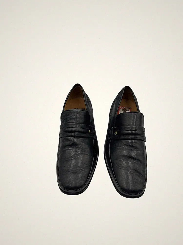 Clarks Mokassin Halbschuh Leder Herren UK 9,5 G Schwarz Slipper