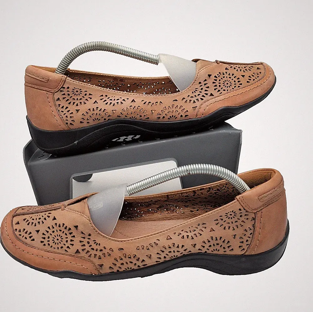 Clarks Shoes Kessa Gazebo Cutout Slip on Flat Brown Leather Womens Size 11M Boho