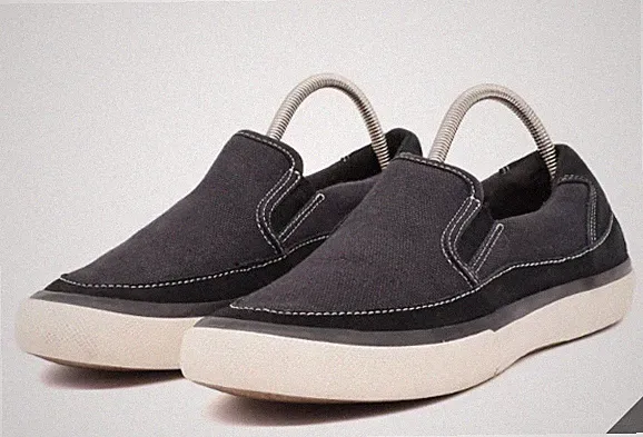 Clarks, Sneakers/Loafers, scharz Canvas, Größe EU 39/UK 5,5 neuwertig