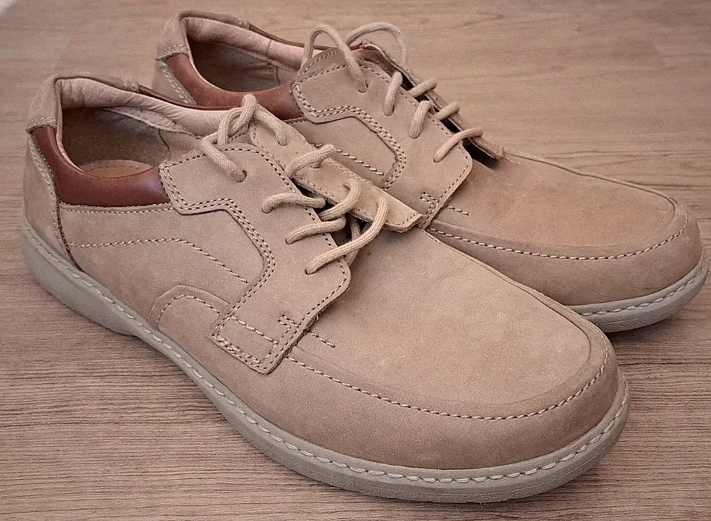 Clarks Super Lights Herren Beige Nubukleder Halbschuhe Schnürschuhe UK Größe 12 G