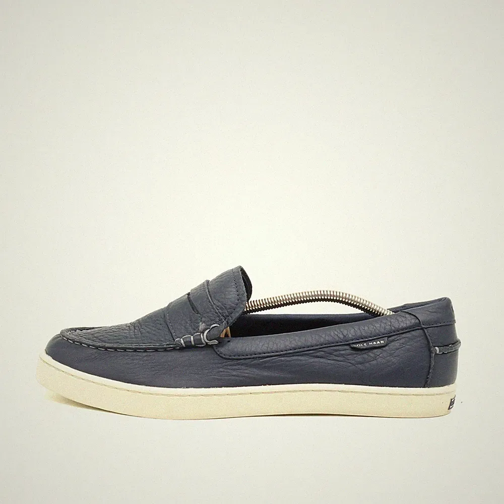 Cole Haan Herren C38204 Slipper Dunkelblau Leder Weiches Penny Loafer EU 43,5