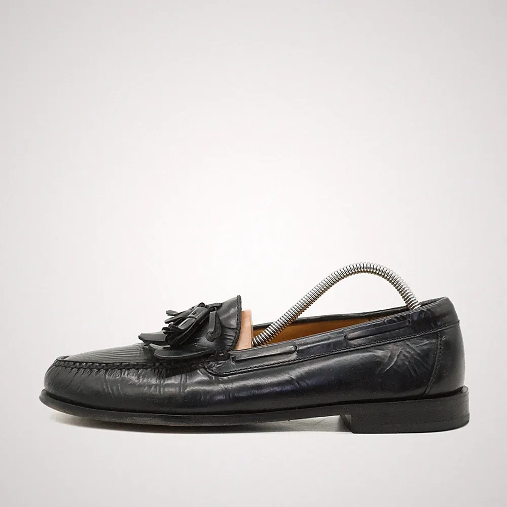 Cole Haan Herren Slipper EU 44 Quasten Schwarz Quasten, Vintage-Stil Klassik