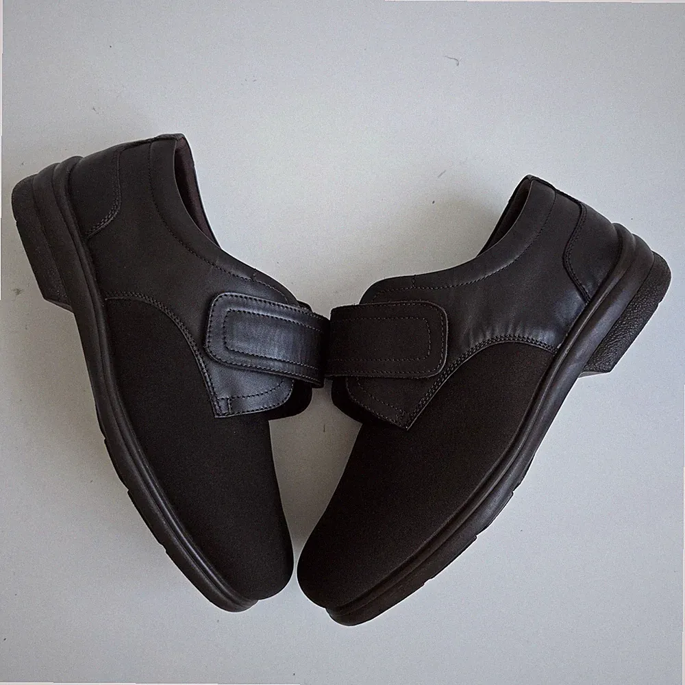 Cosyfeet Herrenschuhe Ken Weite Passform 3H Weite UK Größe 12 extra geräumig braun
