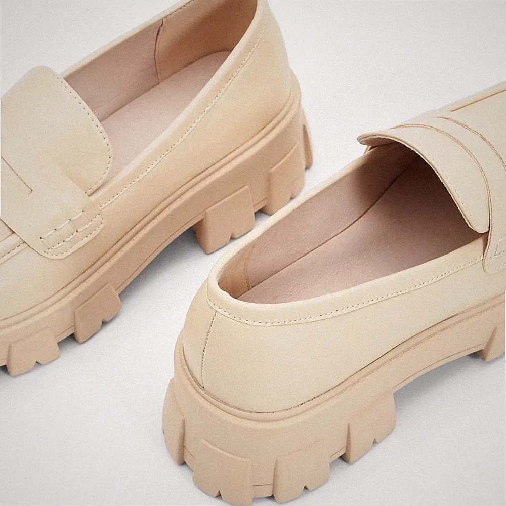 Damen Kunstleder Mokassins Slip On Halbschuhe Loafer Parma in Beige