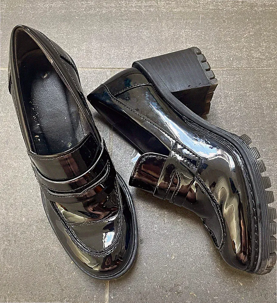 Damen Loafer Halbschuhe Lackleder Slip-On schwarz Profilsohle Blockabsatz