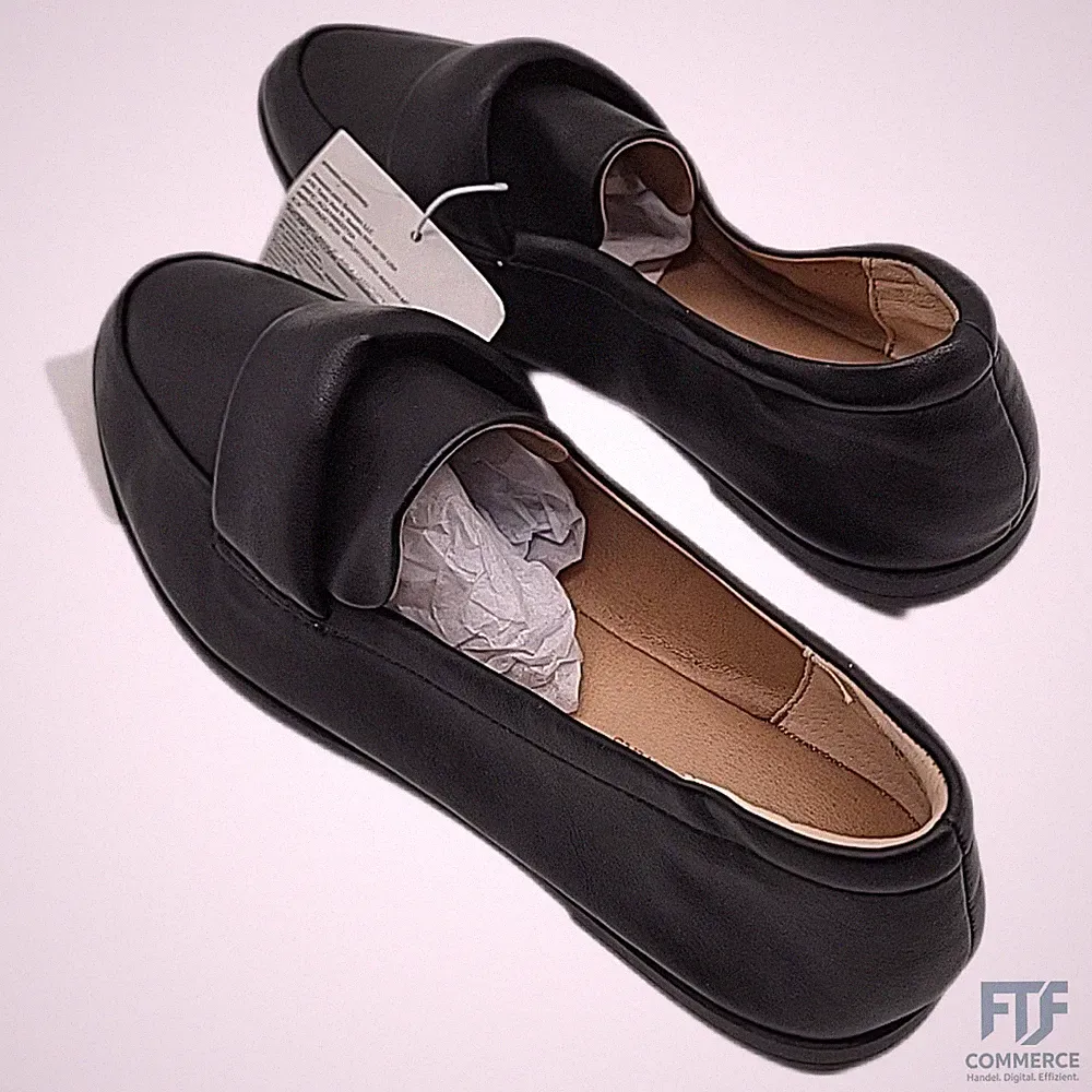Damen Loafer mit weicher Mokassin-Zehenpartie, Schwarz 38.5 EU Amazon Essentials