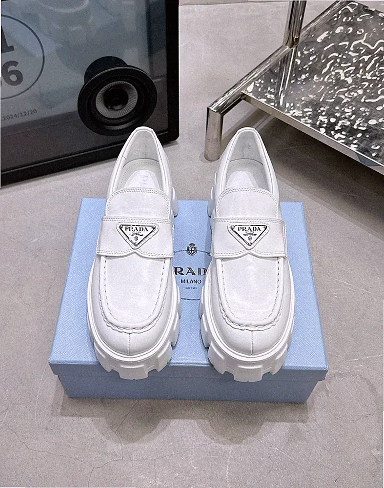 Damen Prada Monolith Neu Loafer Weiß Gr. 38