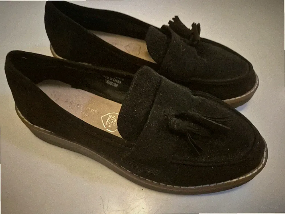 DAMEN PRIMARK WILDLEDER PLATEAU HALBSCHUH UK4 EUR37 SCHWARZ