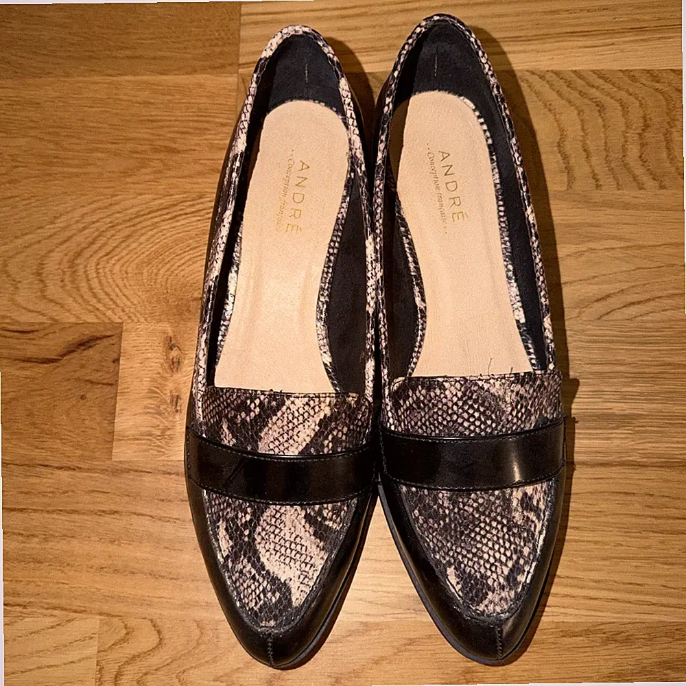 Damen Schuhe Loafer Größe: 39 schwarz/braun Schlangendetails