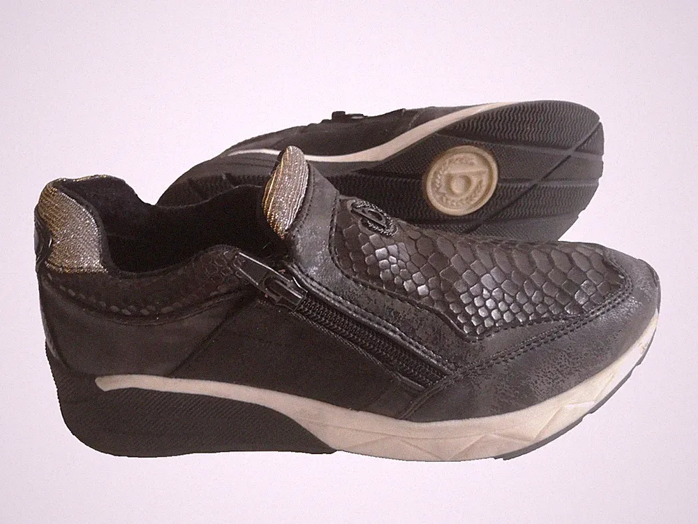 Damen Schuhe Sneaker Loafers Slipper BUGATTI Gr 37 schwarz Leder