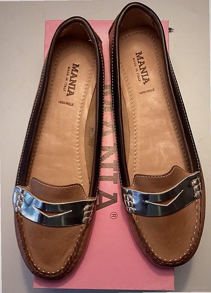 Damen Slipper/Loafer Gr. 39 Leder Braun mit metallischer Spange Mania
