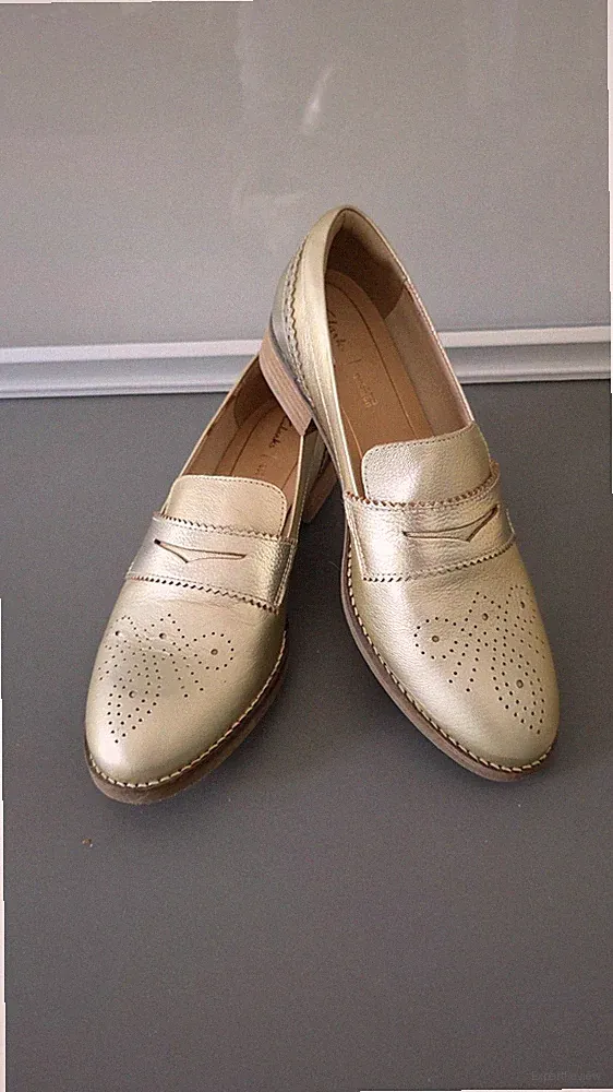 Gold Loafer