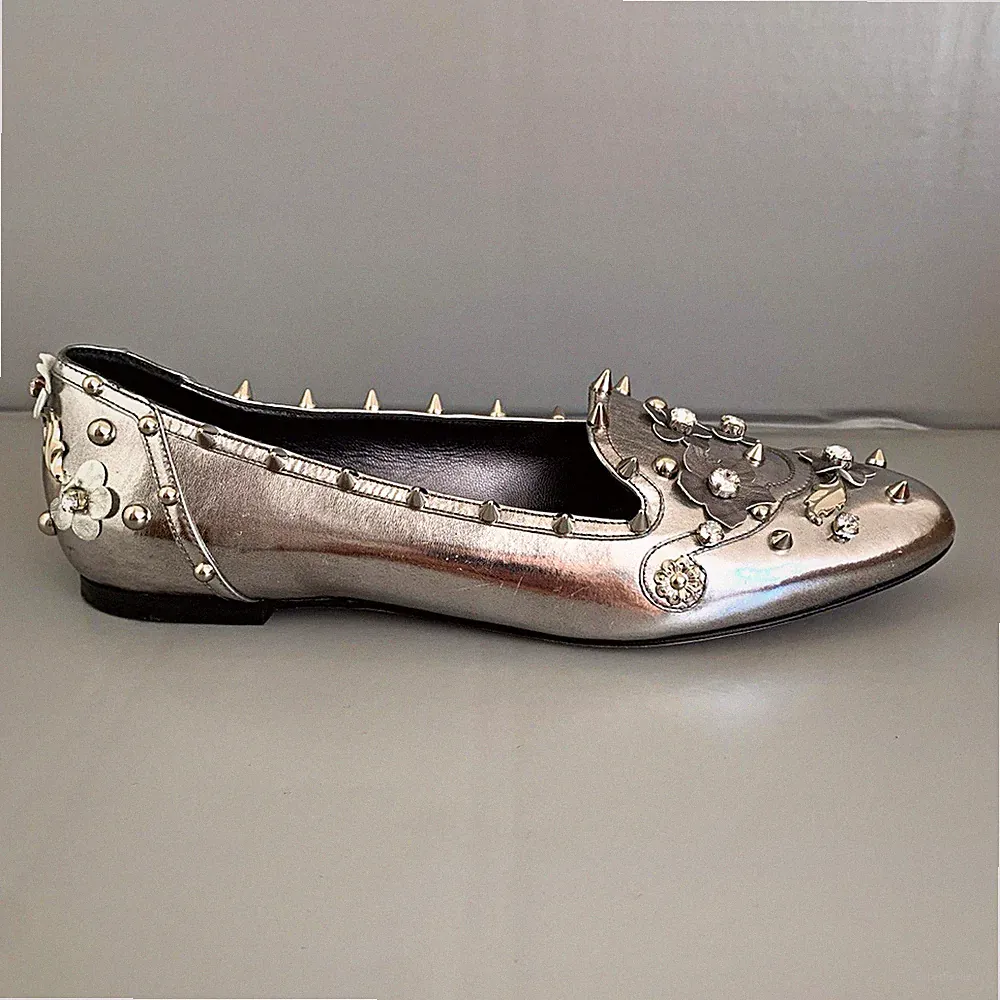 Dolce & Gabbana Damen Leder Slipper Loafer Silber Nieten/Blüten Gr. 39,5