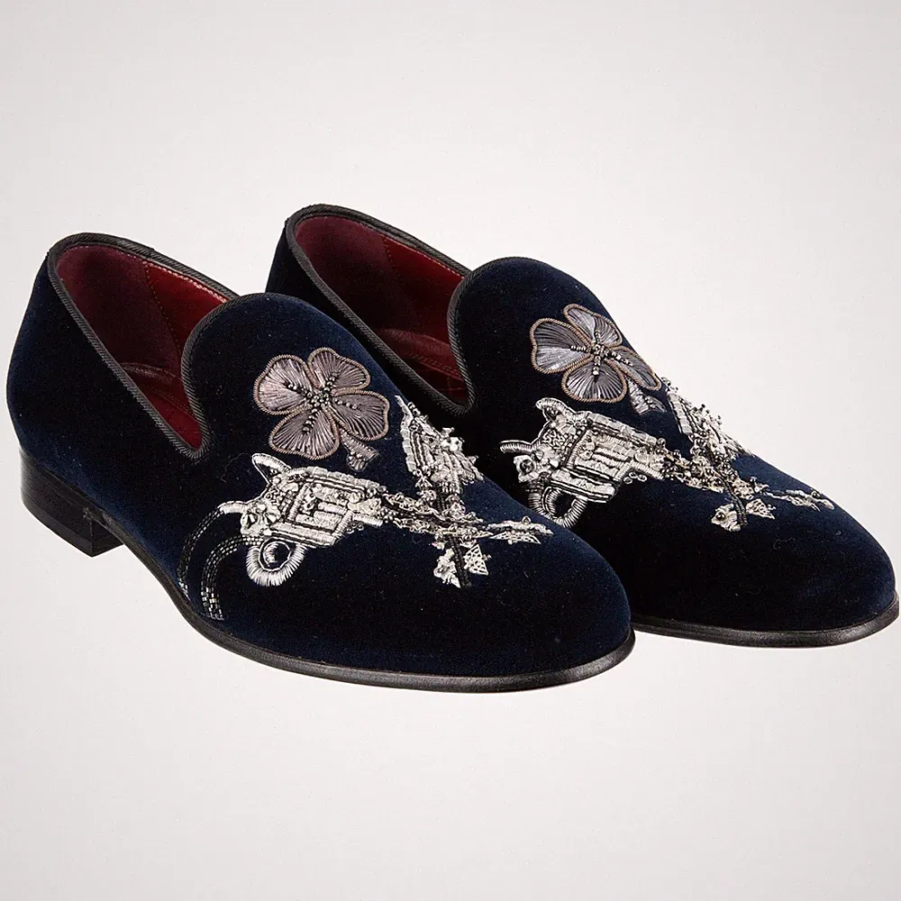 DOLCE & GABBANA Samt Loafer Schuhe Pistolen Blumen Stickerei MILANO Blau 08596