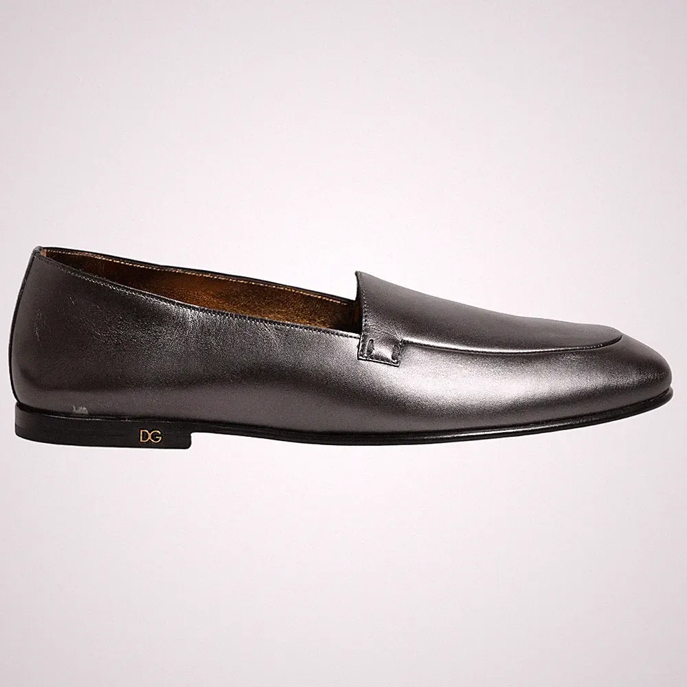 DOLCE & GABBANA Schuhe Silber Leder DG Logo Slipper Halbschuhe EU42 / US9 900usd