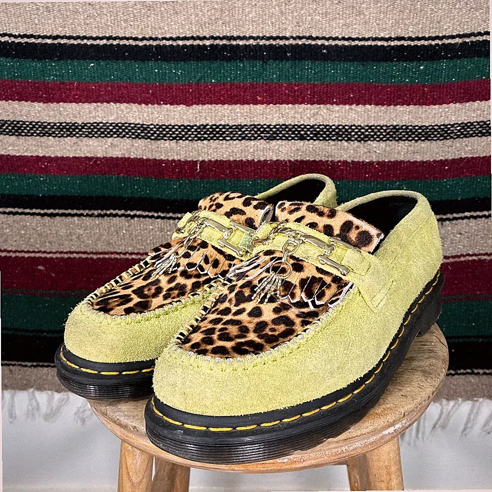 Dr. Martens Adrian Loafer 'Bone Snuffle' grün Wildleder - Leopardenmuster - UK 7