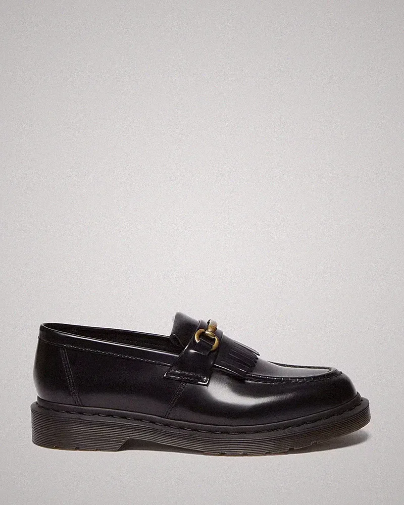 Dr Martens Adrian Snaffle Glattleder Halbschuhe in Schwarz