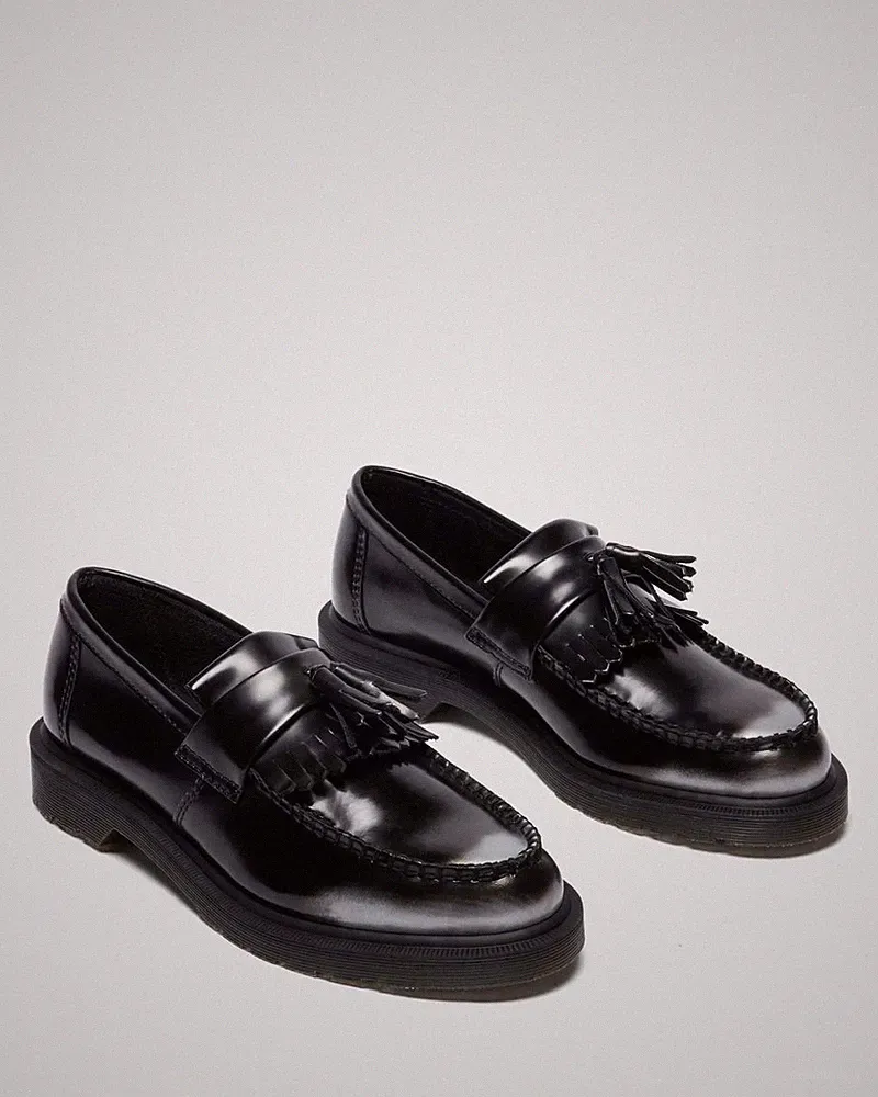 Dr. Martens Adrian Tassel Loafers / Black Leather / EU 39 / New