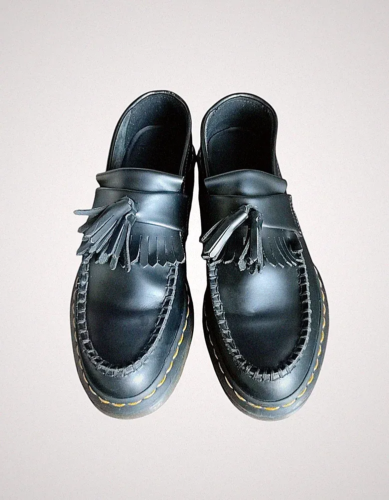 Dr Martens Adrian Unisex Leder Halbschuh Schwarz Quasten EU 39 UK 6 US wo's 8
